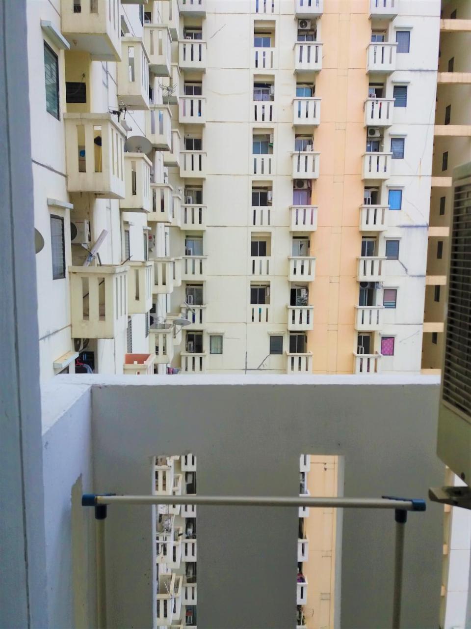 Raja Property Jakarta Buitenkant foto