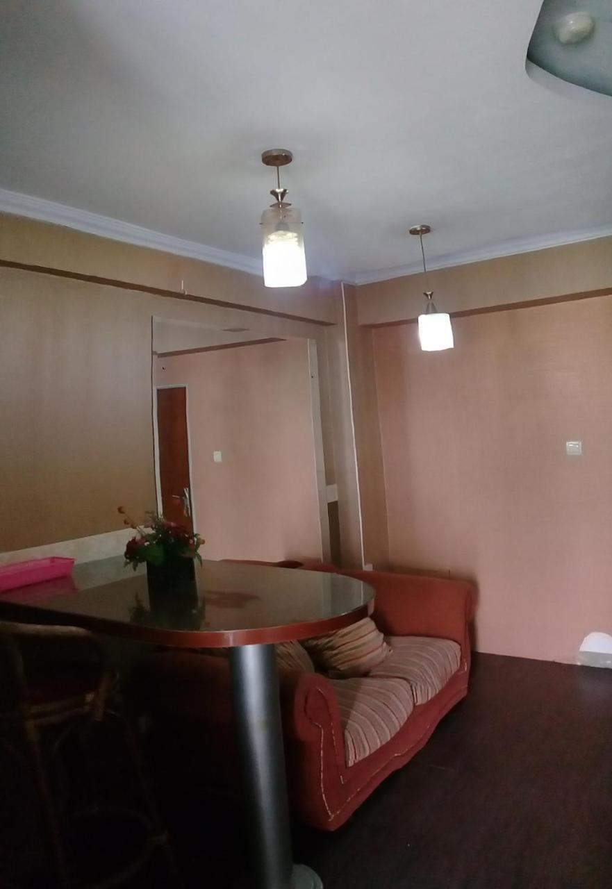 Raja Property Jakarta Buitenkant foto